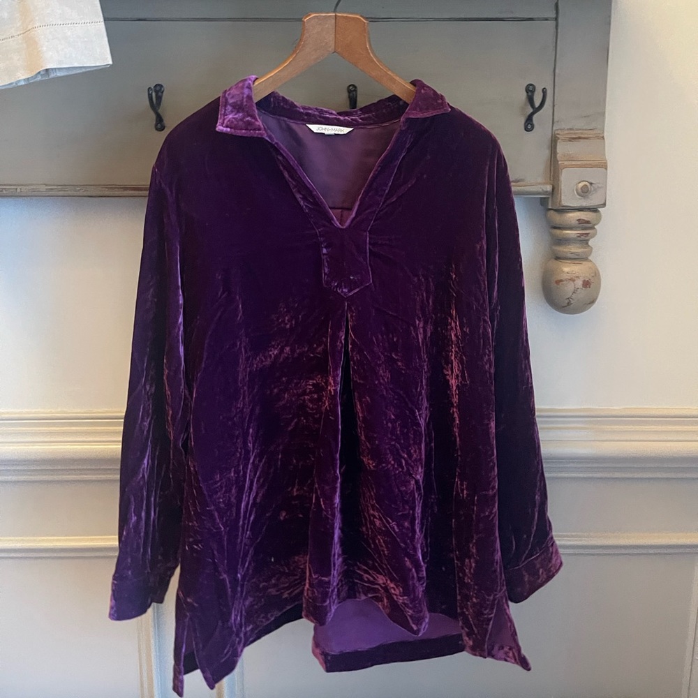Beautiful, crushed velvet, eggplant colored tunic! Worn two times!